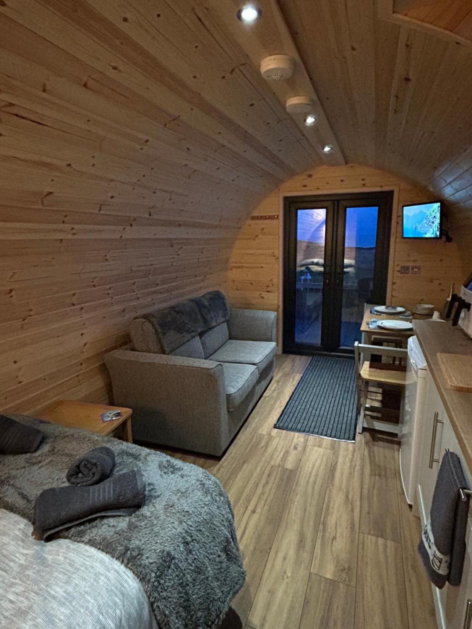 Kelleys Pod Lodge Berneray